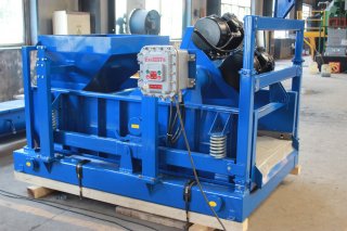 固控設(shè)備LS584系列振動篩